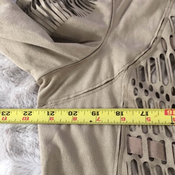 Chico’s 2 Tan Faux Suede Fringe Jacket - Picture 4 of 8